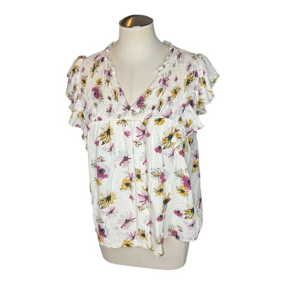 Lucky Brand Tops - Lucky Brand Floral Peplum Blouse Flutter Sleeve V Neck Size L